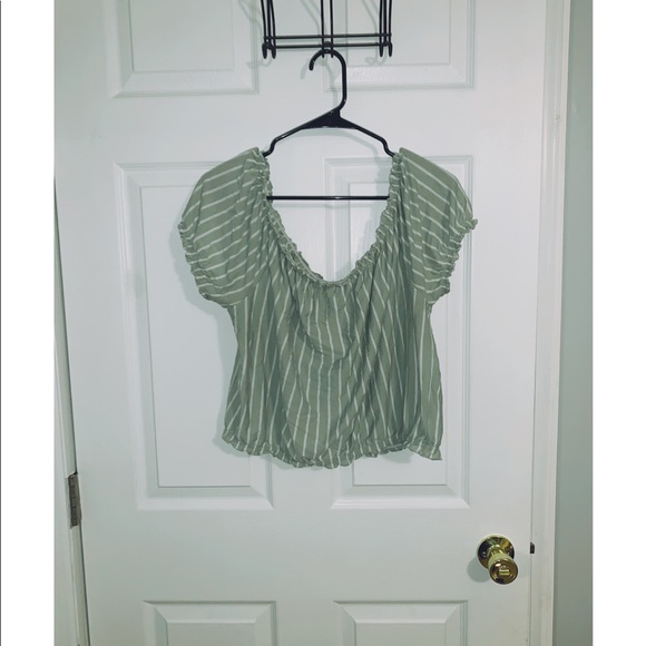 American Eagle Crop Top - Picture 1 of 1